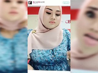 Hot Malaysian Hijab - Bigo Adhere to #37