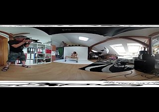 Antonia Sainz 05 - Vidéo des coulisses avant la censure 3DVR 360 UP-DOWN